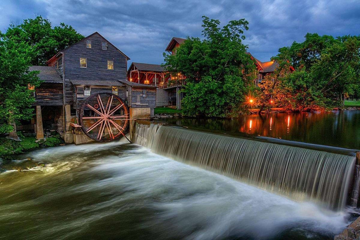 The Tiny Barn, 1089 Free Tickets Each Paid Day, Dollywood And More Sevierville Εξωτερικό φωτογραφία