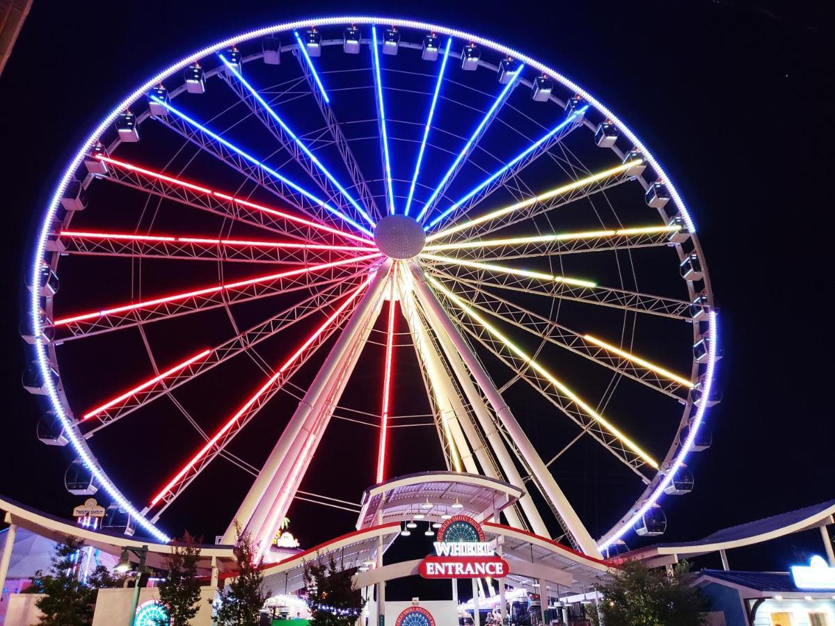 The Tiny Barn, 1089 Free Tickets Each Paid Day, Dollywood And More Sevierville Εξωτερικό φωτογραφία